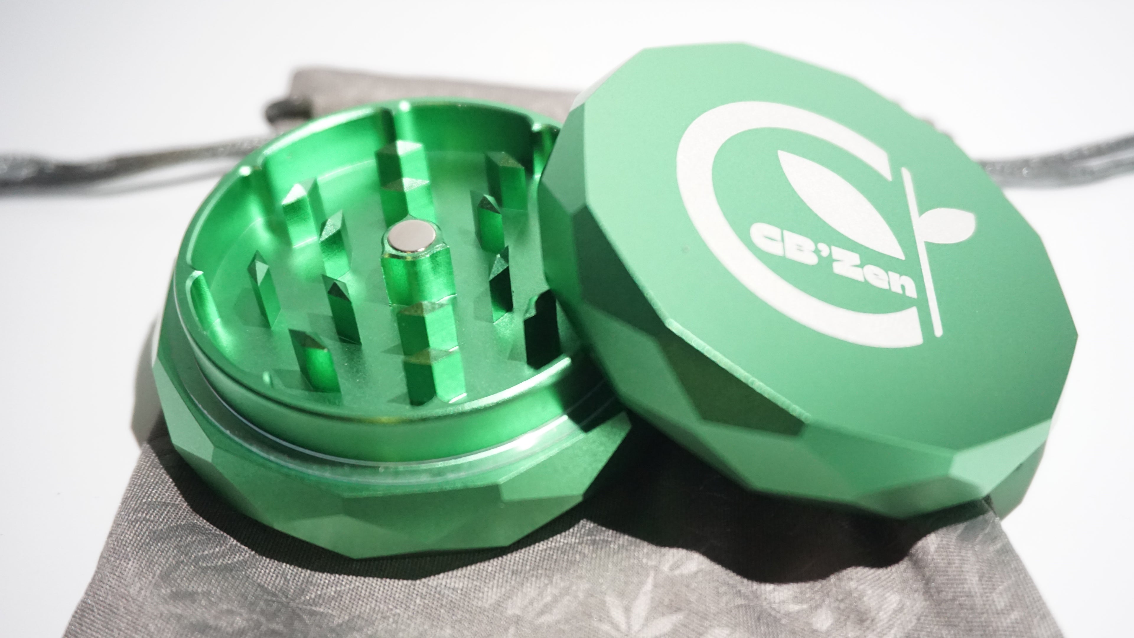 Grinder metallic deux pièces Vert