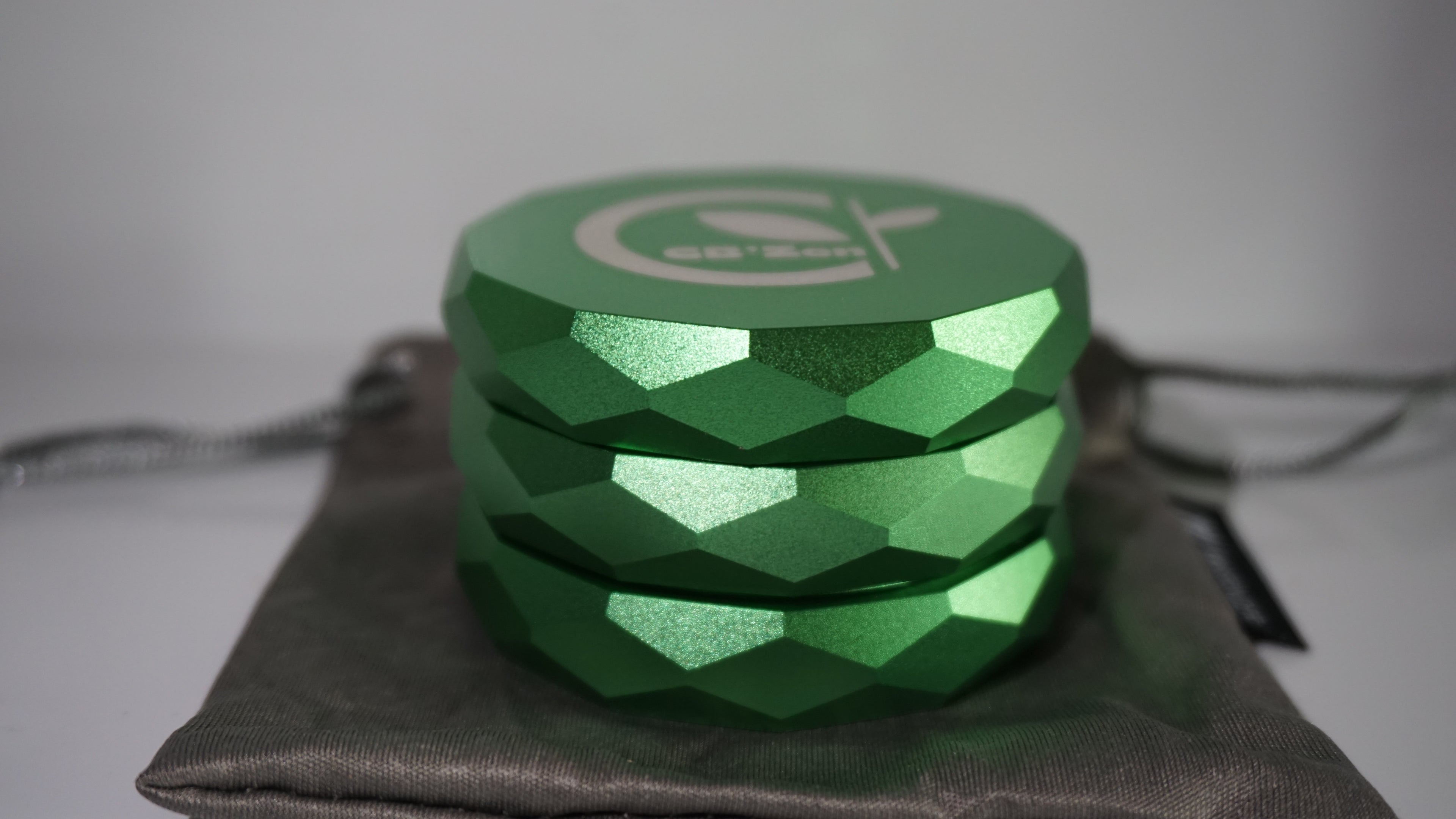 Grinder metallic 4 pièces Vert