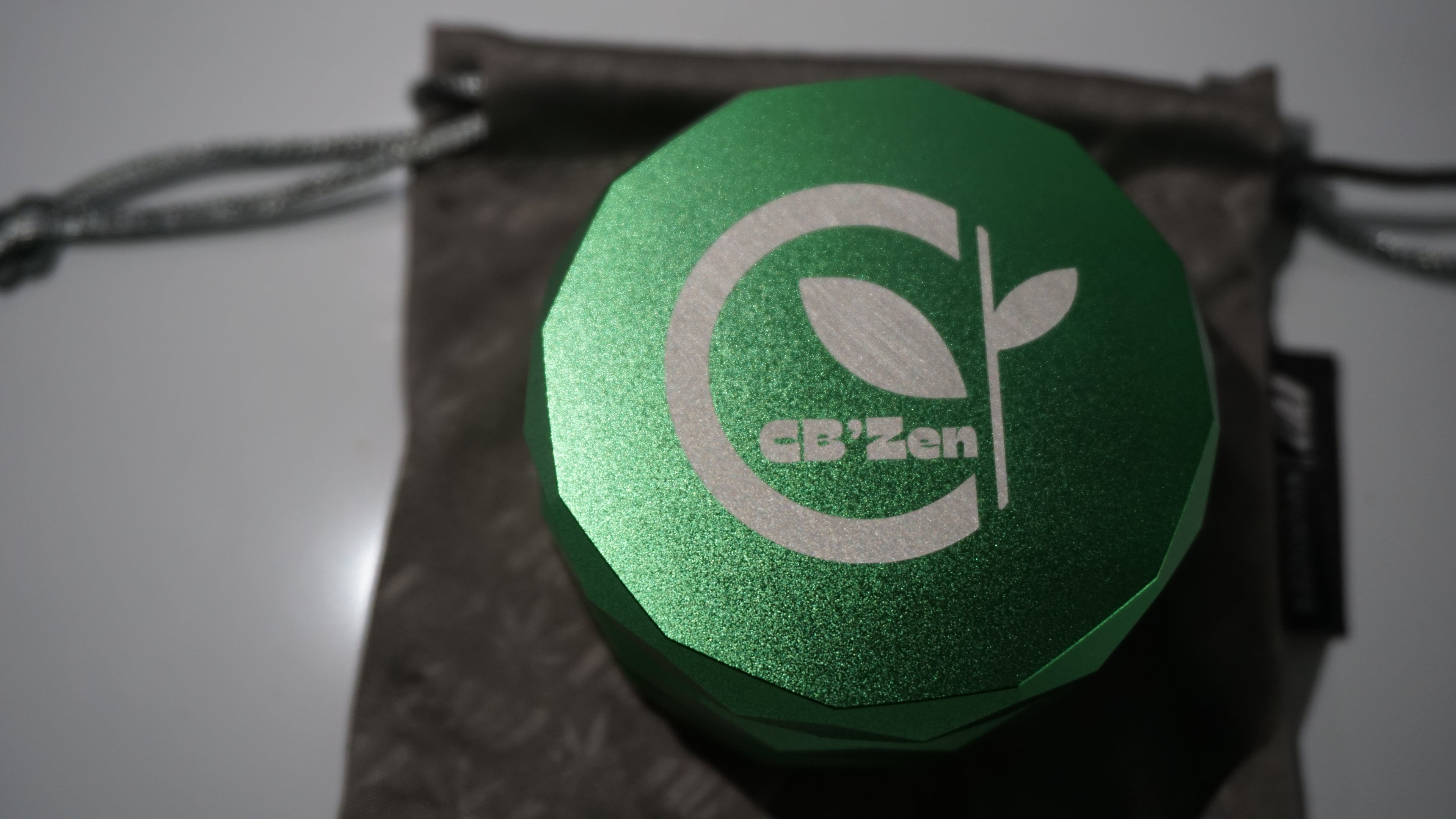 Grinder metallic 4 pièces Vert